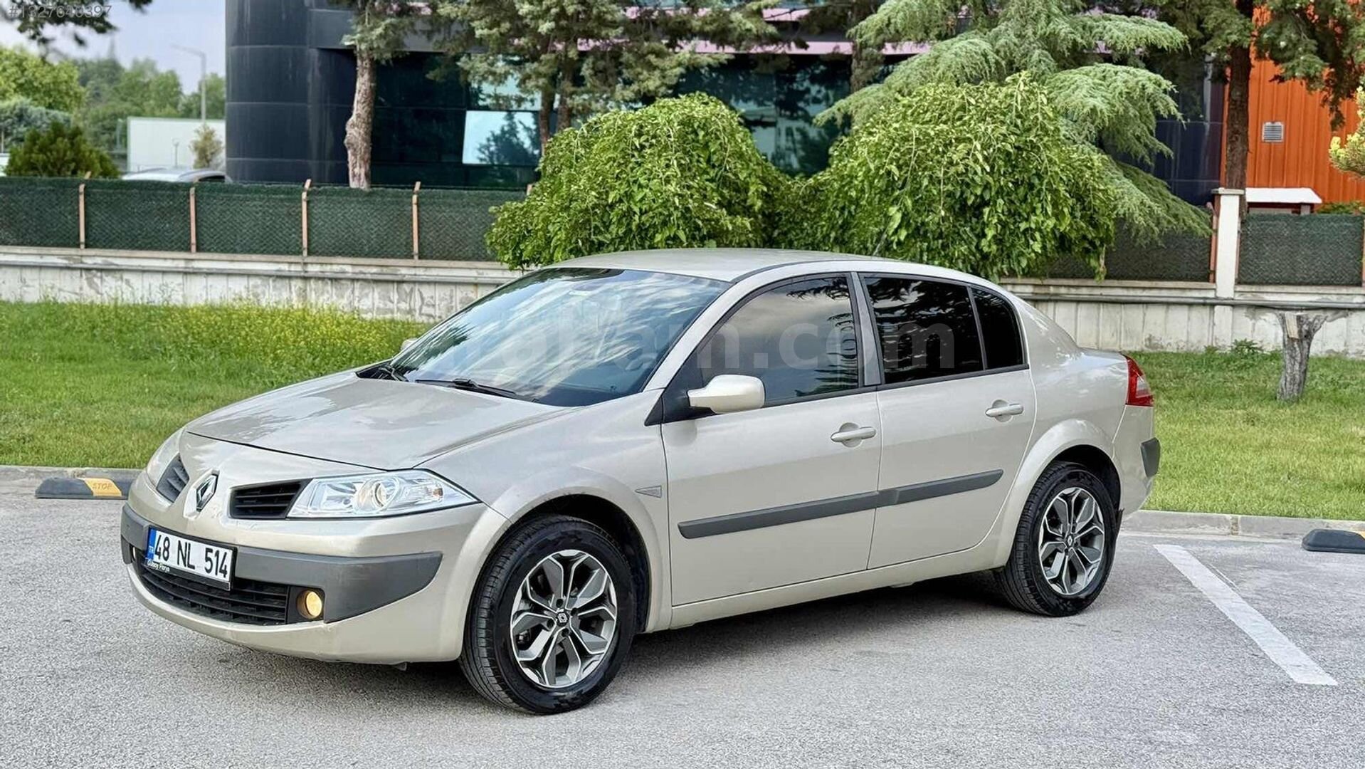 Galeriden Renault Megane 1.5 dCi Expression Plus 2007 Model Konya 228.000 km Kahverengi 3