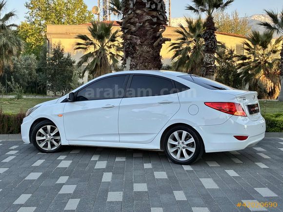 2016 ACCENT BLUE MODE PLUS 1.6 CRDİ | 6 İLERİ | AKHAN MOTORS