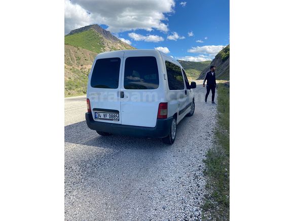 Sahibinden peugeot partner 1.9