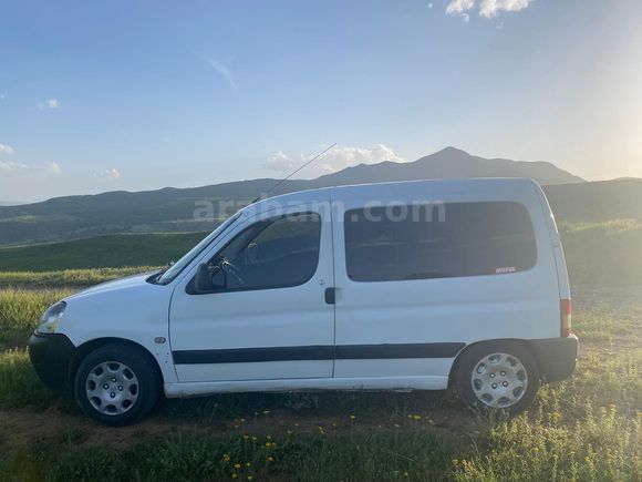 Sahibinden peugeot partner 1.9