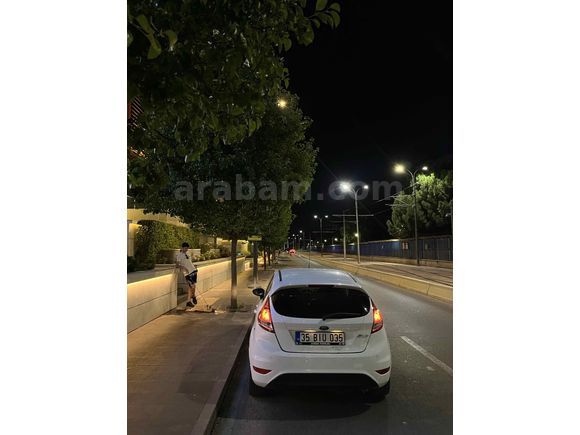 Sahibinden Ford Fiesta 1.6 Titanium 2014 Model 