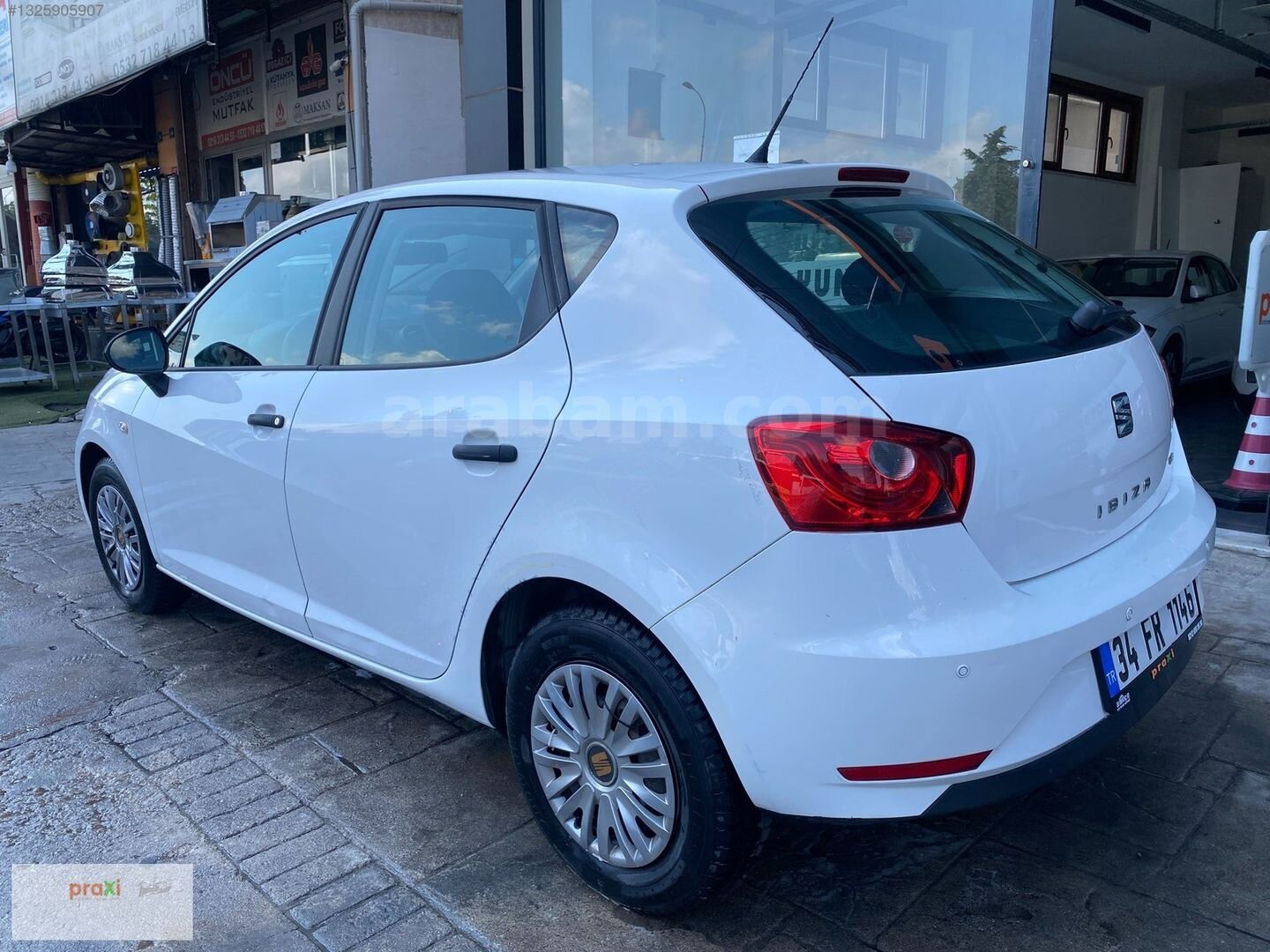 Galeriden Seat Ibiza 1.2 TSI Reference 2015 Model İstanbul 64.000 km Beyaz 6
