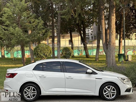 PLUS AUTO'DAN RENAULT MEGANE 1.5 BLUE DCI JOY EDC