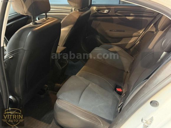 2020 MEGANE DİZEL OTOMATİK 115 lik