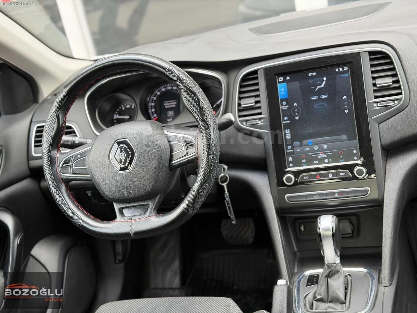 Galeriden Renault Megane 1.5 Blue DCI Joy 2020 Model Konya 210.000 km Beyaz 2