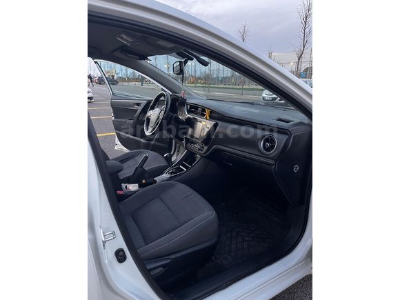 Sahibinden Toyota Corolla 1.4 D-4D Advance 2018 Model