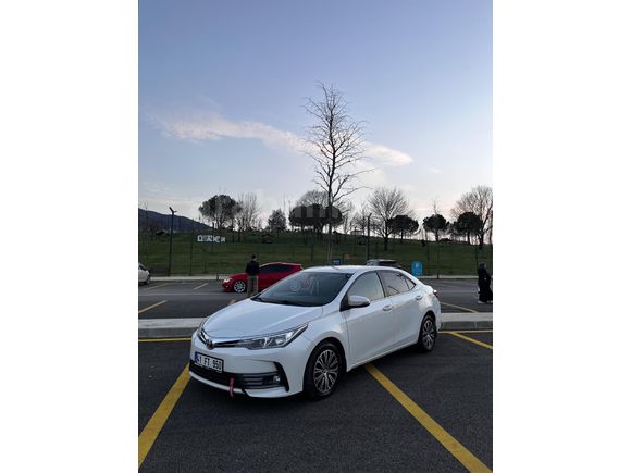 Sahibinden Toyota Corolla 1.4 D-4D Advance 2018 Model