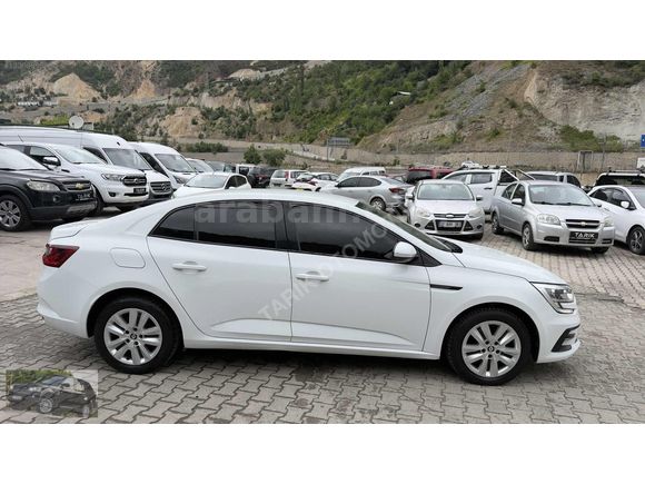2022 RENAULT MEGANE 1.5 DCİ JOY EDC 159.000 KM EMSALSİZ !