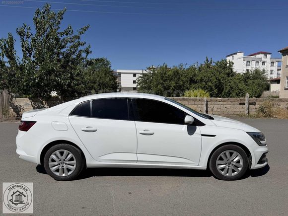 2021 MEGANE 1.5 DCİ HATASIZ