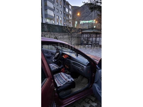 Sahibinden Renault Megane 1.4 RTA 2001 Model 