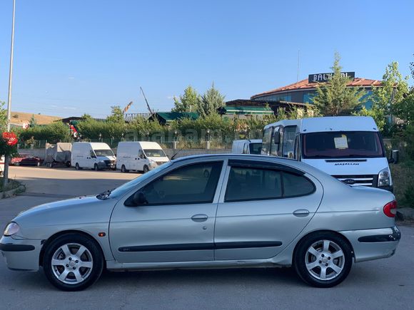 Sahibinden Renault Megane 1.6 RTE 2000 Model