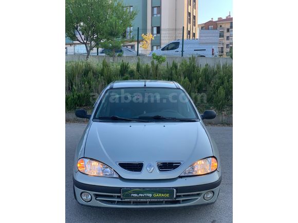 Sahibinden Renault Megane 1.6 RTE 2000 Model
