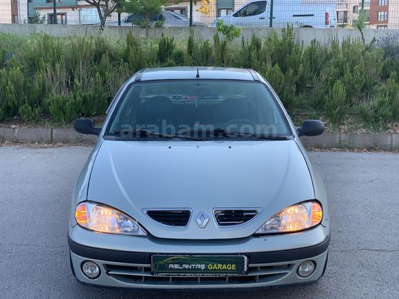 Sahibinden Renault Megane 1.6 RTE 2000 Model