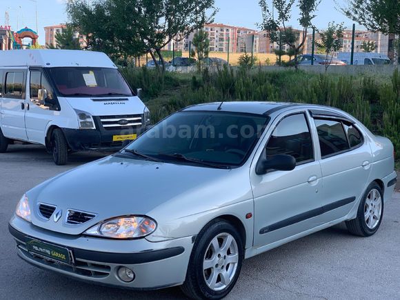 Sahibinden Renault Megane 1.6 RTE 2000 Model