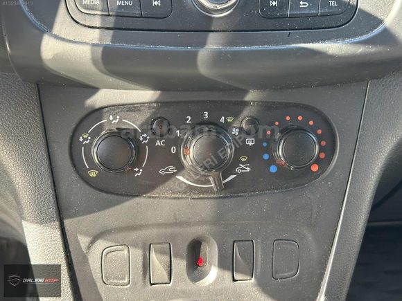 GALERİ EDİP TEN RENAULT SEMBOL 2013 MODEL. TAMAMINA SENET İMKANI