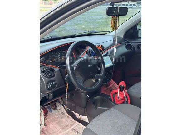 Sahibinden Ford Focus 1.6 Ambiente 2001 Model 