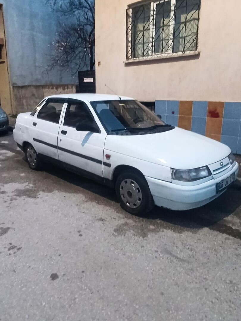 Sahibinden Lada Vega 1.5 1999 Model Eskişehir 285.000 km Beyaz 4