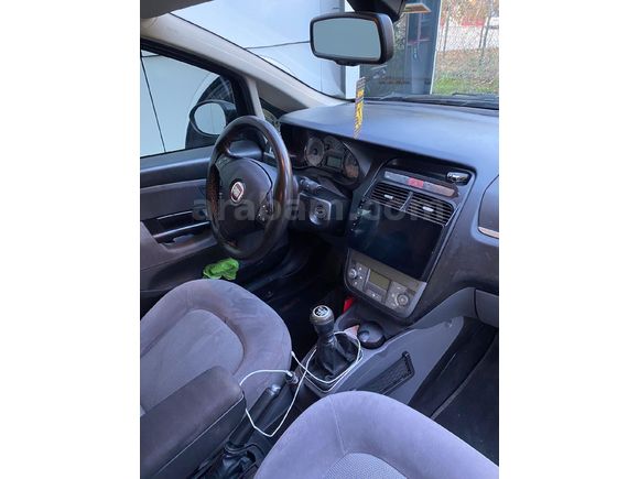 Sahibinden Fiat Linea 1.6 Multijet Emotion Plus 2011 Model