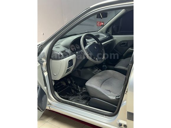 Renault Clio Symbol 1.4 - İlk Sahibinden