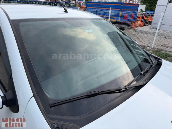 BALIKESİR AKÇADAN 2017 MODEL 149.000KM DE 1.5DCİ 90HP SYMBOLL