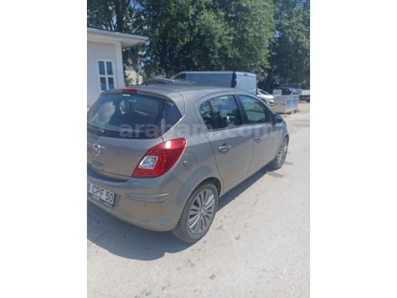Sahibinden Opel Corsa 1.4 Twinport Active 2013 Model
