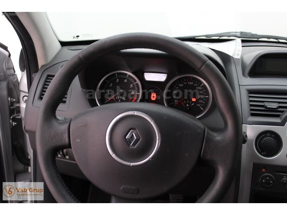 VSB RENPAŞ'TAN 2010 MODEL RENAULT MEGANE 1.6 EXTREME KDV %20