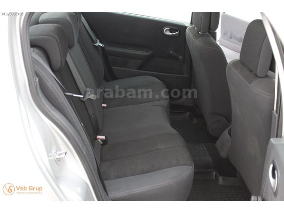 VSB RENPAŞ'TAN 2010 MODEL RENAULT MEGANE 1.6 EXTREME KDV %20