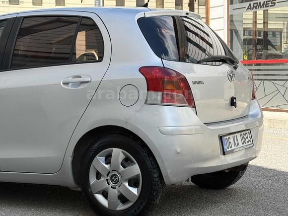 ARMES AUTO'DAN DÜŞÜK KM'DE ÇOK TEMİZ 1.33 YARİS...