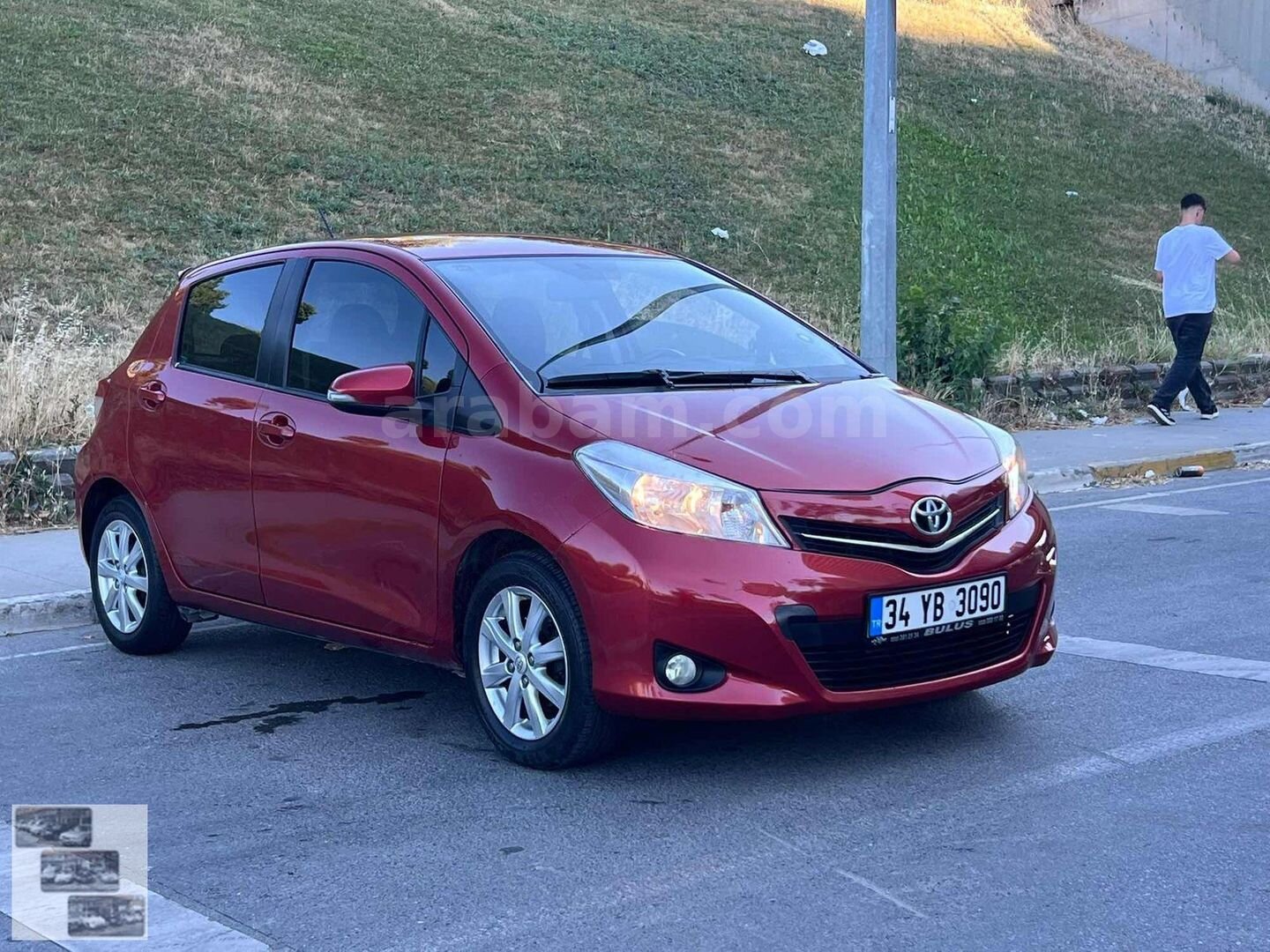 Galeriden Toyota Yaris 1.33 Style 2012 Model İstanbul 148.000 km Bordo 3