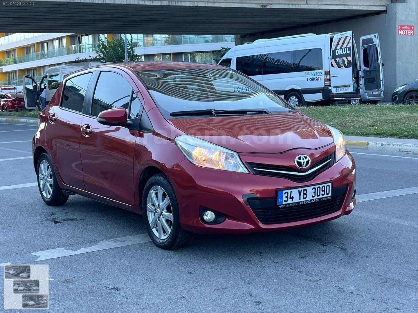 Galeriden Toyota Yaris 1.33 Style 2012 Model İstanbul 148.000 km Bordo 2