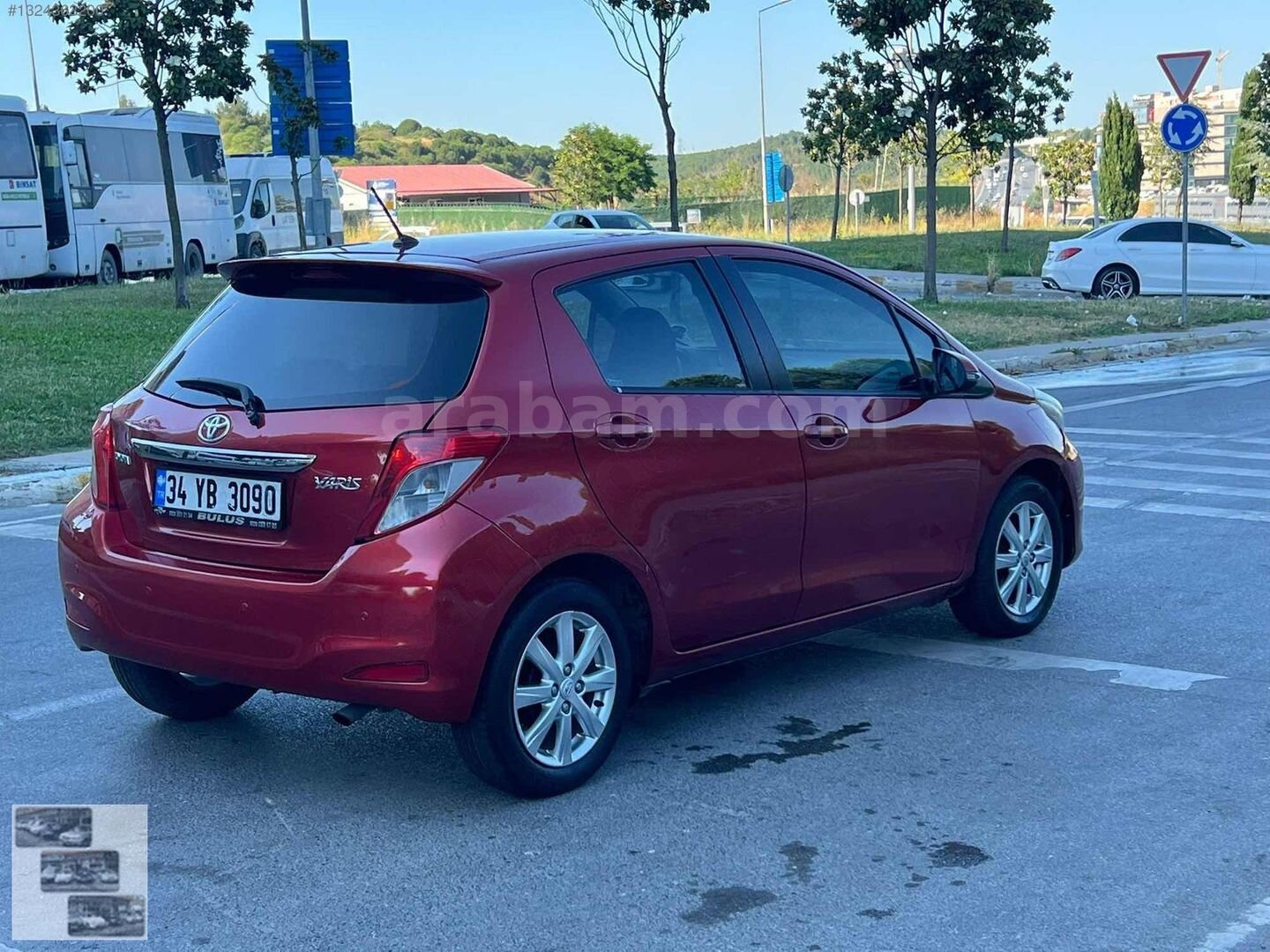 Galeriden Toyota Yaris 1.33 Style 2012 Model İstanbul 148.000 km Bordo 4