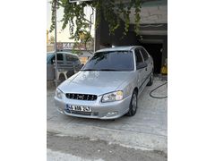 Sahibinden Hyundai Accent 1.5 GL 2001 Model  355.000 km Gri (Gümüş)