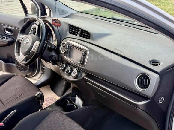 2012 YARİS~STYLE OTOMATİK~112 BİNDE