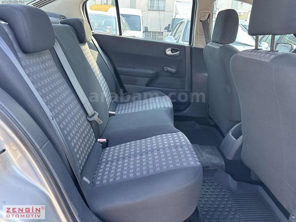 ?ZENGİN den ?DAHA 137.000 KM 2009 MEGANE SEDAN 1.5 DCI AUTH.