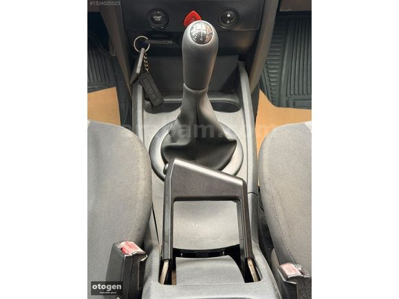 OTOGEN 'den 2008 1.5 DİZEL STATİON FRANSIZ MEGANE FIRSAT ARACI