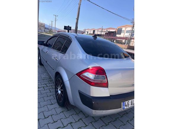 2008 MODEL TEMİZ 278 BİNDE MEGANE