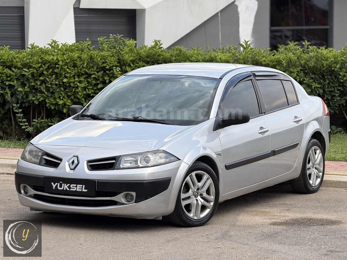 Galeriden Renault Megane 1.5 dCi Authentique 2009 Model Antalya 276.000 km Gri 3