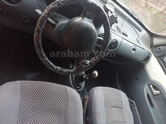 Sahibinden Renault Kangoo 1.9 D 2000 Model