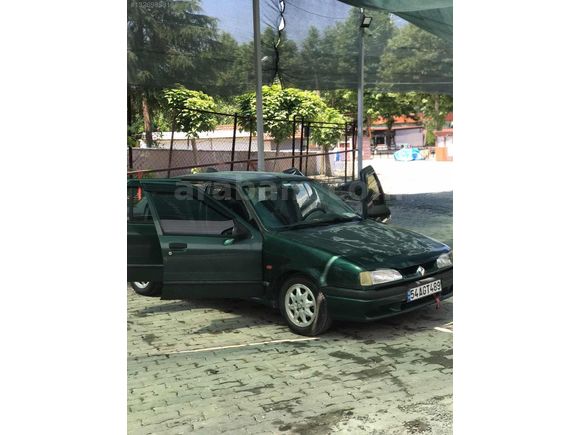 MARS CAR AUTO'DAN RENAULT 19 1.6