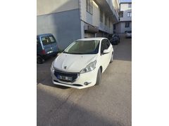 Sahibinden Peugeot 208 1.2 VTi Active 2014 Model  79.800 km Beyaz