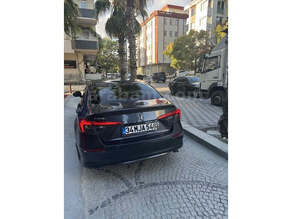 Sahibinden Honda Civic 1.5 i-VTEC Executive Plus 2021 Model 