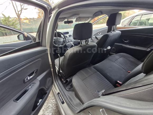 Sahibinden Renault Fluence 1.5 dCi Touch 2016 Model