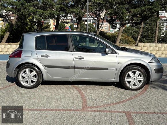 SAHİBİNDEN*CAM TAVAN*MEGANE*1.5 DCİ*DYNAMİGUE*MAARAFSIZ BAKIMLI