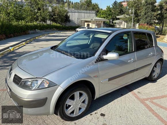 SAHİBİNDEN*CAM TAVAN*MEGANE*1.5 DCİ*DYNAMİGUE*MAARAFSIZ BAKIMLI