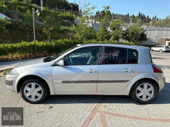 SAHİBİNDEN*CAM TAVAN*MEGANE*1.5 DCİ*DYNAMİGUE*MAARAFSIZ BAKIMLI
