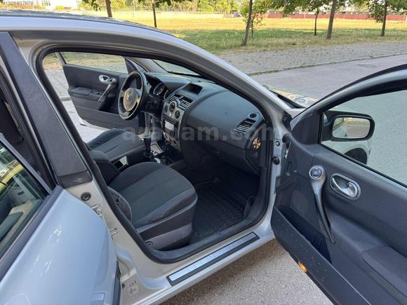 KDR MOTOR'S 2005 RENAULT MEGANE 1.5 DİZEL DİNAMİK PAKET