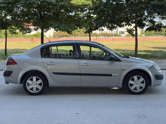KDR MOTOR'S 2005 RENAULT MEGANE 1.5 DİZEL DİNAMİK PAKET