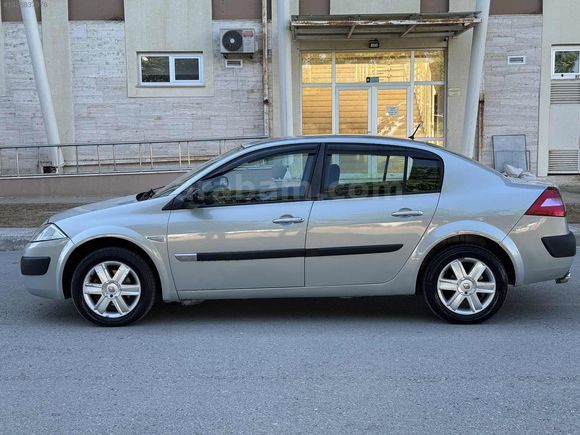KDR MOTOR'S 2005 RENAULT MEGANE 1.5 DİZEL DİNAMİK PAKET