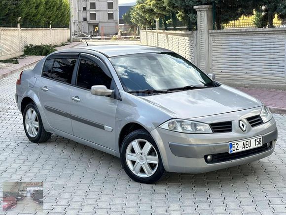 BAKIMLI_2006 Reneult Megane_1.5 DİZEL Dinamik Çok temiz !!!