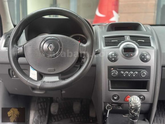 Kaput Tavan Bagaj Boyasız-Değişensiz-Megane 2 Dynamique-Bakımlı